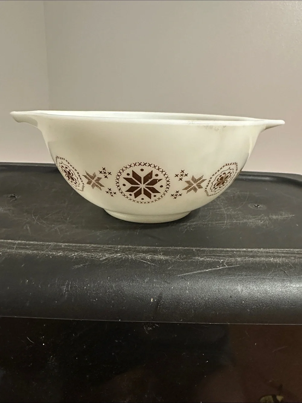Vintage Town & Country Pyrex a Cinderella Mixing Bowl.